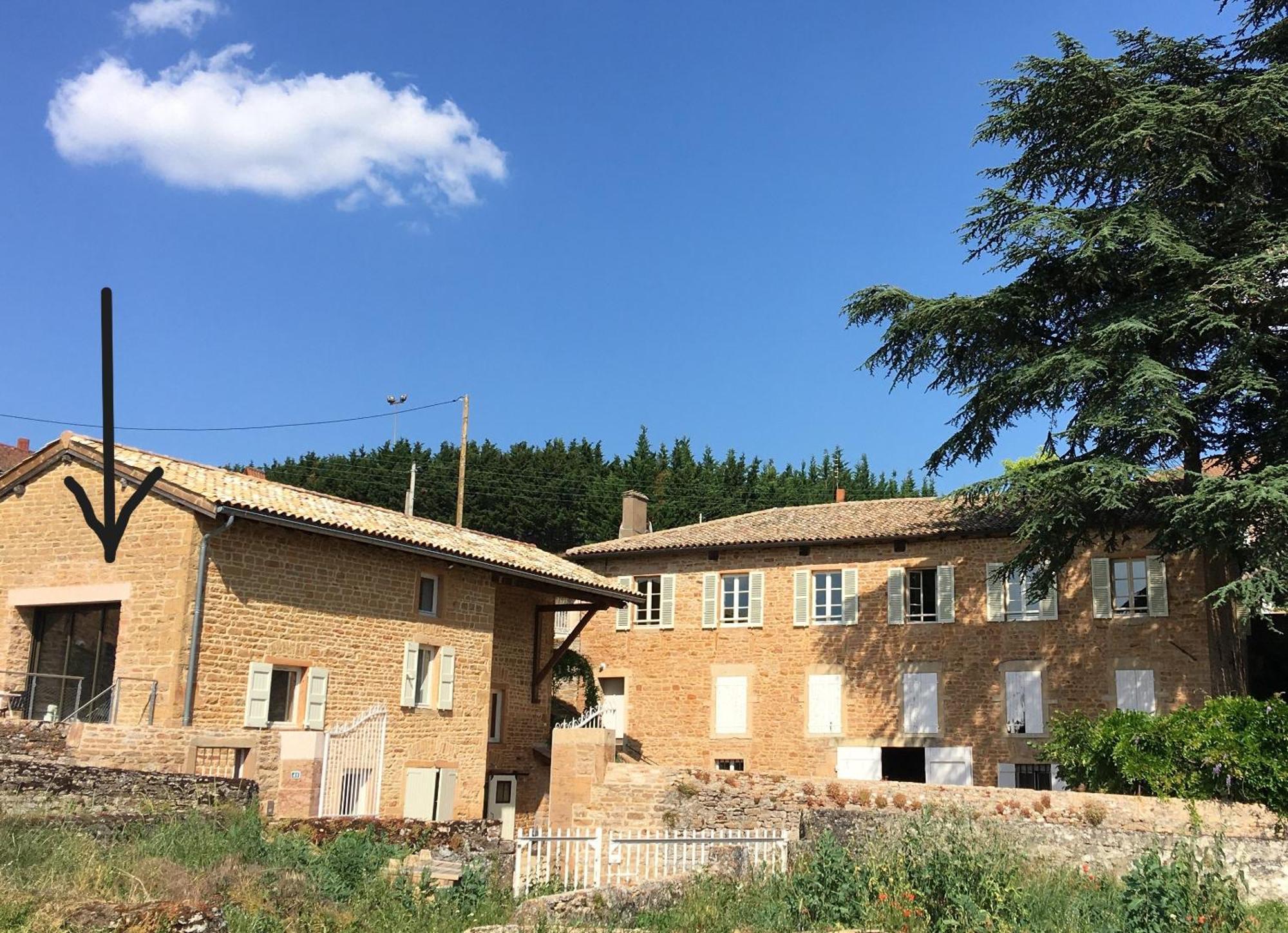 Appartement Contemporain Dans Une Authentique Demeure Viticole Charnay-les-Macon ภายนอก รูปภาพ